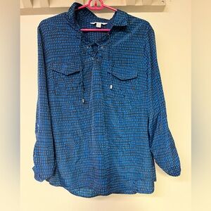 Croft & Barrow Women’s Long Sleeve Blue and Black Patterned Blouse